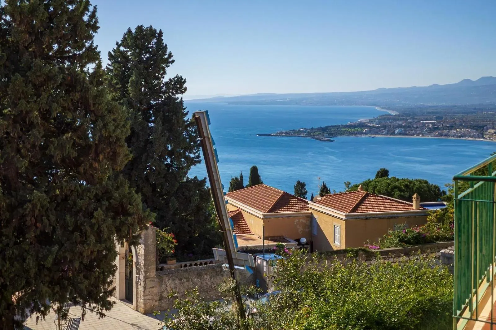 Flower Taormina Apartment إيطاليا